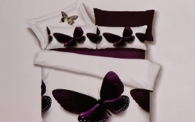 Спечелете този красив спален комплект с пеперуди