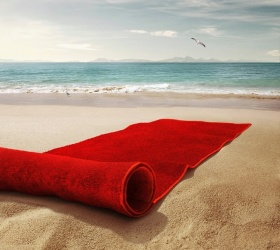Спечелете страхотна плажна кърпа