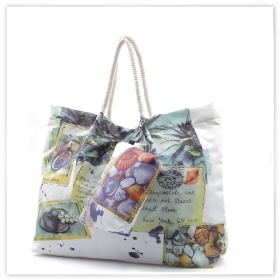 Спечелете елегантна дамска плажна чанта