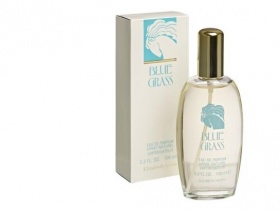 Спечелете парфюм Blue Grass от Elizabeth Arden
