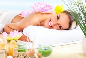 57% отстъпка за Арома масаж с Цветя ИЛИ Релаксиращ масаж SENSES от SPA център Senses Massage & Recreation само за 18 лв.