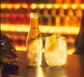 Спечелете 120 броя Schweppes сет, ваучери за Fashion Days и пропуски за събития