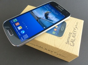 Спечелете 50 смартфона Samsung Galaxy S4 mini Black от Coca-Cola