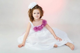 Спечелете детска официална рокличка